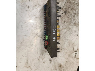 Pojistková skříňka 443941822b Audi 80 90 S2 B4 1993