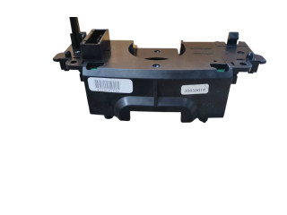 Ручка стеклоочистителей 30658614   Volvo V70