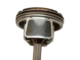  Поршень с шатуном  1831R0, MPI  Skoda Fabia Mk3 (NJ)  