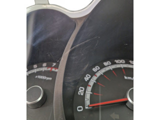 Панель приборов 940031P721 KIA Venga