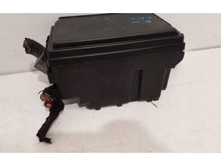 Блок предохранителей     Opel Meriva B    