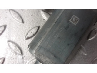 Передний двигатель механизма для подъема окон