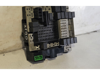 Блок предохранителей 30682664, 03W494   Volvo XC90    