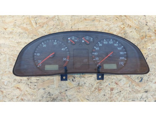 Панель приборов 3B0919881N   Volkswagen PASSAT B5       