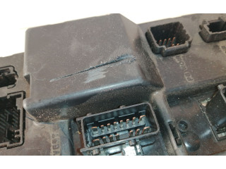 Блок предохранителей 9651197580, 9651196880   Peugeot 307    