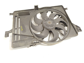 Блок управления двигателем Блок управления 8V618C607EB, 2269553   Ford Focus