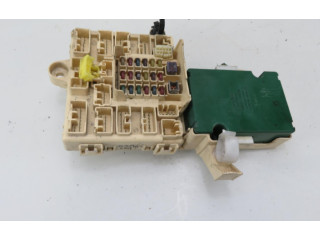 Блок предохранителей  8921153030, 8921153030   Lexus IS 200-300    