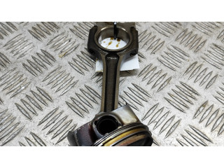 Píst 1699376   Ford Focus  pro benzínový motor 1.0 M1DA 