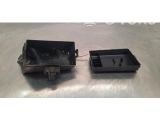 Pojistková skříňka 5Q0907361C Audi A3 S3 8V 2016