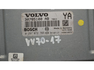 Блок управления двигателя 30785100, 1039S18372   Volvo V70