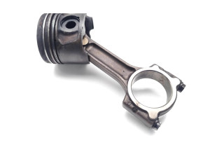 Píst K9K766 Renault Clio III K9K766