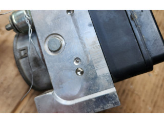 Блок АБС F272323, 272323 Toyota Hilux (AN120, AN130) 2015 - 2020 года