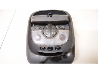 Фонарь освещения передних мест