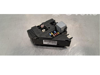 Блок предохранителей  31473569   Volvo XC90    