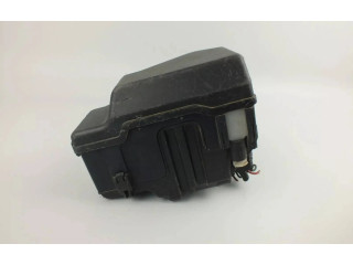 Блок предохранителей 8382P1 Toyota Corolla Verso AR10