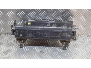 Блок предохранителей 111905900A, 109440500D Tesla Model S