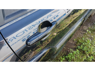 Задняя дверь