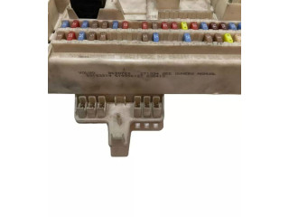 Блок предохранителей 8690720, 519096127   Volvo V50    