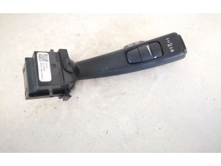 Ручка стеклоочистителей 31275359 Volvo V70