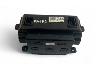 Дисплей    957101H100   KIA Ceed