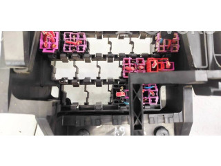 Блок предохранителей 6Q0972595A Skoda Fabia Mk1 (6Y)