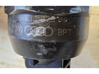 Форсунка 038130073BQ    Skoda Octavia Mk2 (1Z)  BMM 