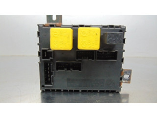 Блок предохранителей 46443390 Fiat Marea