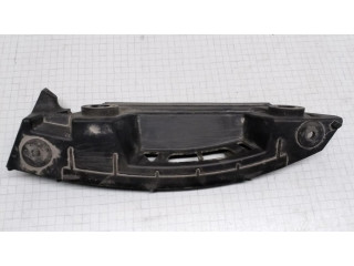 Задний держатель бампера