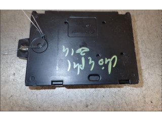 Блок предохранителей 243809584R Renault Clio IV