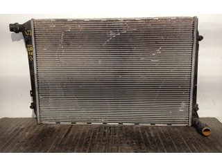 Радиатор охлаждающей жидкости 1K0121251AM Volkswagen Jetta V 2005 - 2010 года