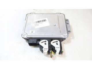 Блок управления двигателем Блок управления 0281011775   Volvo V50