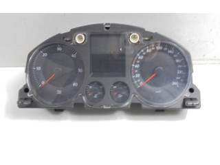 Панель приборов    Volkswagen PASSAT B6       