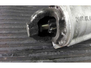 Стартер    Opel Antara