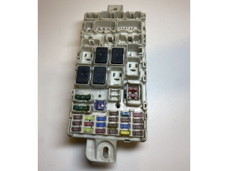 Блок предохранителей 01625J25 Mitsubishi L200