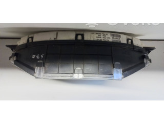 Панель приборов 30746112, 8602886 Volvo V70