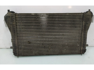 Интеркулер 1K0145803A Audi A3 S3 8L