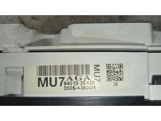 Přístrojová deska Hyundai Tucson JM 940132E420, CUADROINSTRUMENTOS