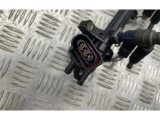 Топливная рампа 037133317N Volkswagen Golf III