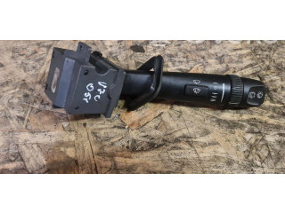 Ручка стеклоочистителей Volvo V70