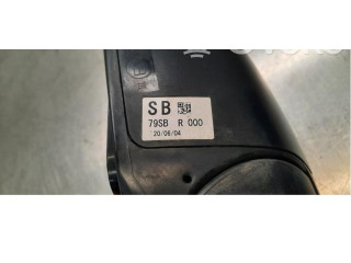 Zpětné zrcátko Suzuki Swift III 2020