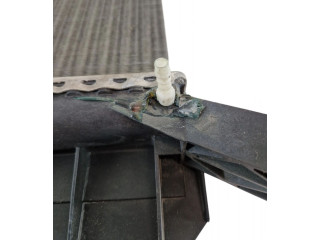 Поршень Радиатор охлаждающей жидкости 266.940 A1695000604  Mercedes-Benz B W245  