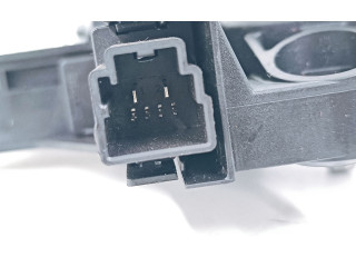 Pojistková skříňka Передний двигатель механизма для подъема окон 111221, 970714102 Volvo XC70 2012