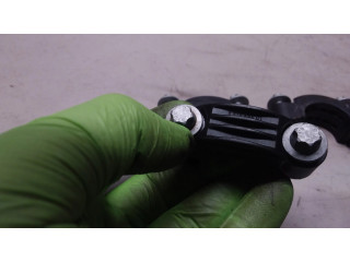 Другая деталь двигателя