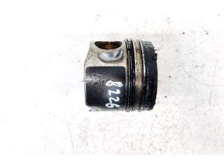 Píst Volkswagen PASSAT B5.5