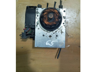 Блок АБС 8671224 Volvo V70 2000 - 2004 года