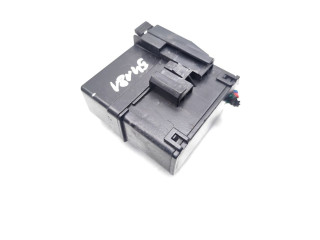 Ящик предохранителей (комплект)    Infiniti Q50