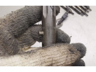 Комплект форсунок 0432133792, 059130201F Audi A6 S6 C5 4B