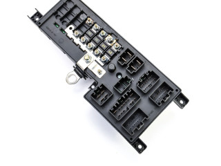 Блок предохранителей 518828108, 30728008 Volvo XC90