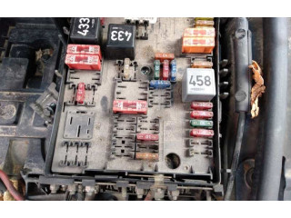 Pojistková skříňka Řídící jednotka BSM 8P0937548A Audi A3 S3 8L 2003