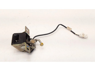 Zámek zadních dveří    Ford Maverick 2001